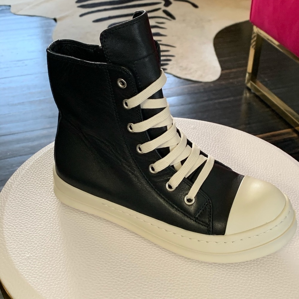 COPY - Women’s hi top leather sneakers